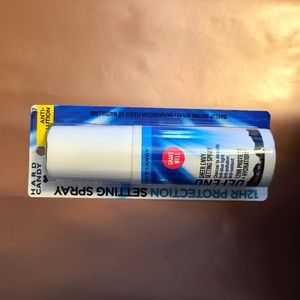 Hard candy charcoal setting spray